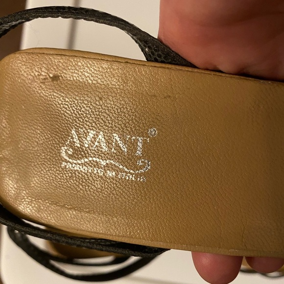 Black snakeskin heels made in Italy size 37 - Picture 7 of 7